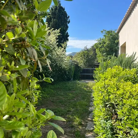 Villa Elegant 100m From Pellicano Sea View & Private Garden Olbia