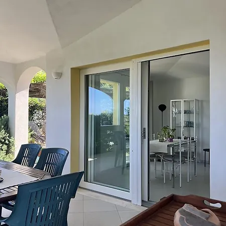 Elegant 100m From Pellicano Sea View & Private Garden Villa Olbia